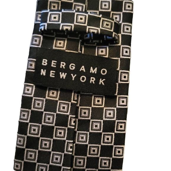 Draft Listing - Picture 2 of 3